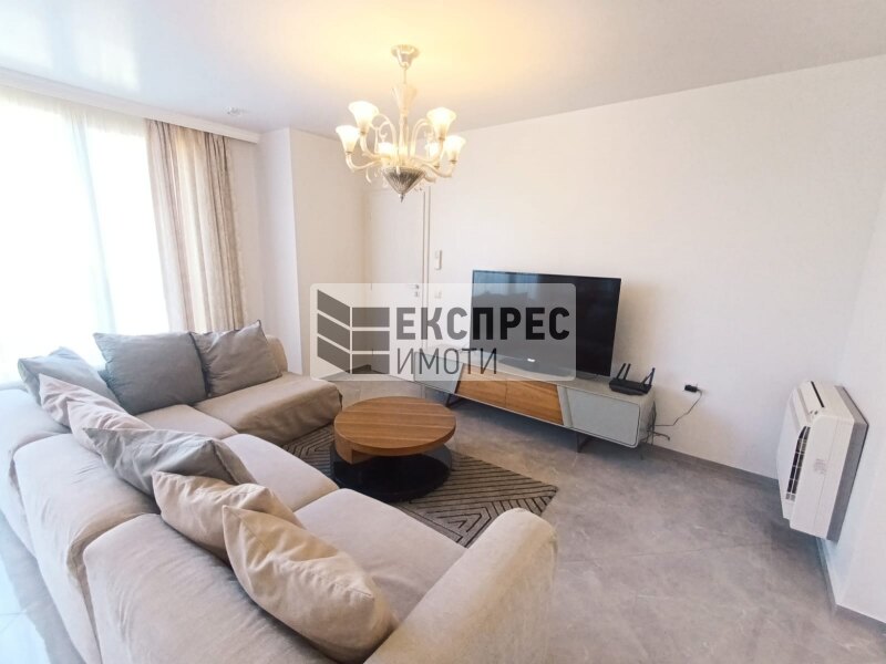 FURNISHED 3 bedroom apartment, Center