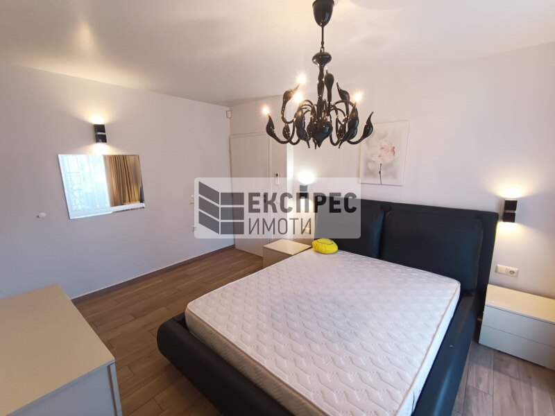 FURNISHED 3 bedroom apartment, Center