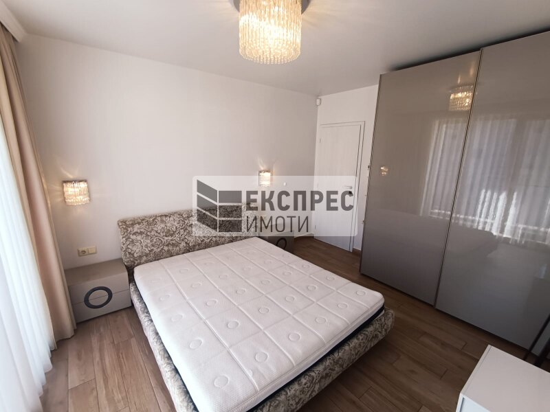 FURNISHED 3 bedroom apartment, Center