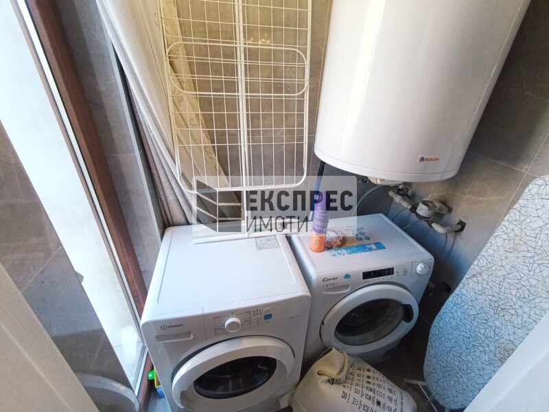 FURNISHED 3 bedroom apartment, Center