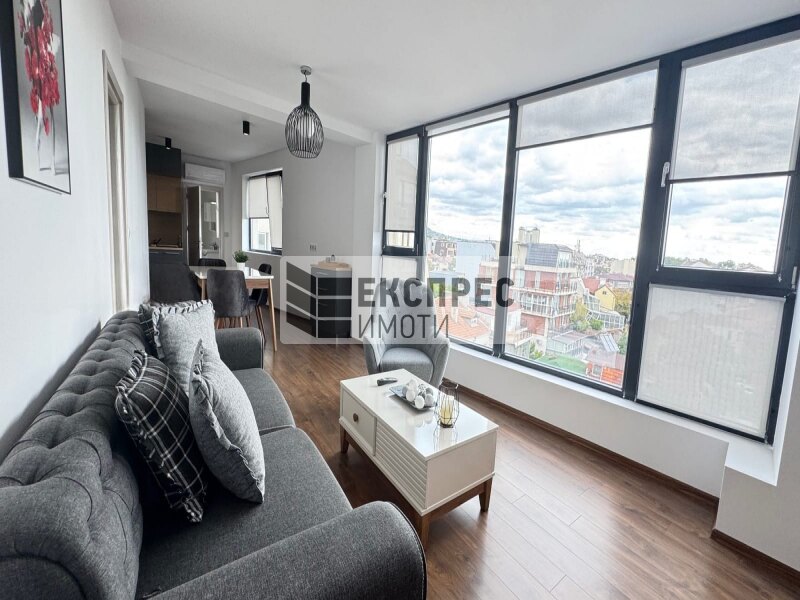 Furnished 2 bedroom apartment