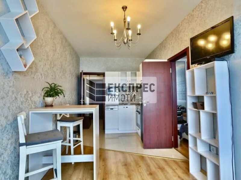  1 Schlafzimmer Wohnung