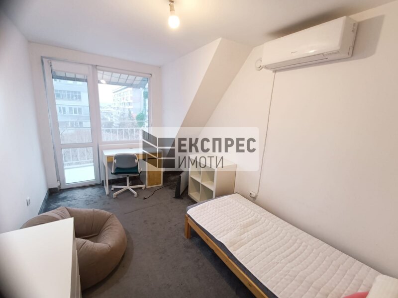 Furnished 2 bedroom apartment