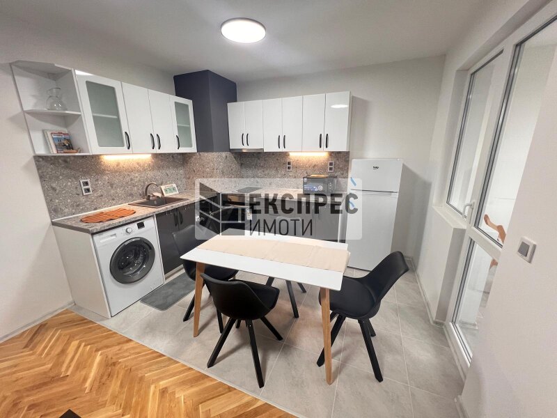 СПОДЕЛЕН АПАРТАМЕНТ Едностаен апартамент