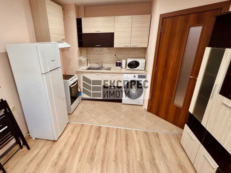 Furnished 1 bedroom apartment