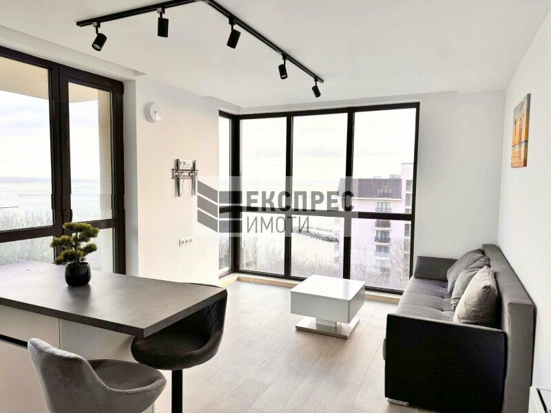 New, Furnished 2 bedroom apartment