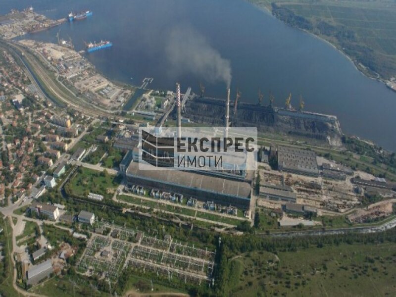 Атрактивен парцел за складова база, 11 дкр Парцел