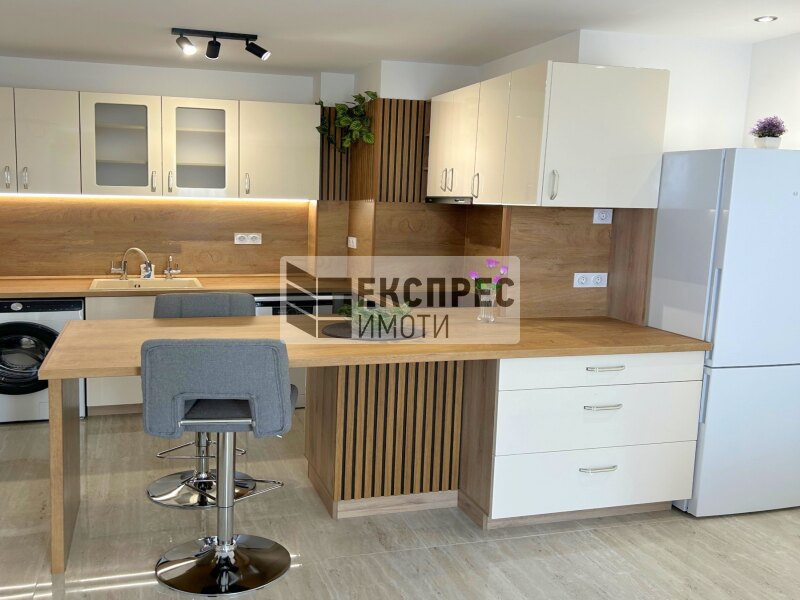  1 Schlafzimmer Wohnung