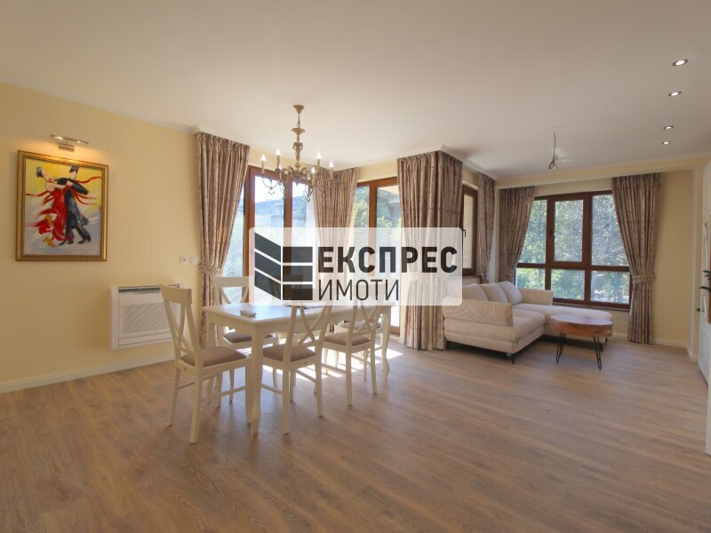 New, Luxury, Furnished 2 bedroom apartment