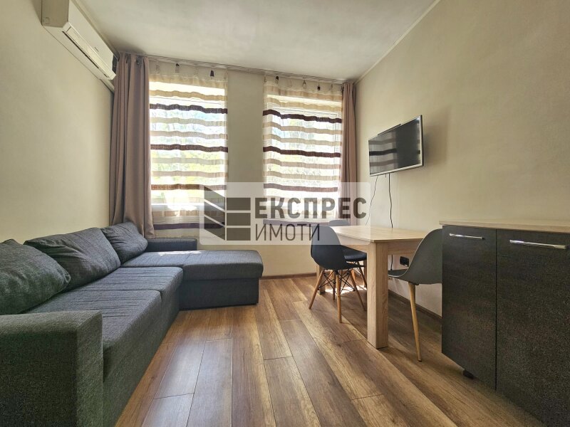 Обзаведен Четиристаен апартамент