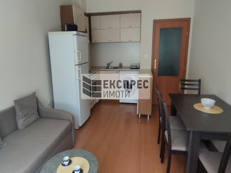  1 Schlafzimmer Wohnung