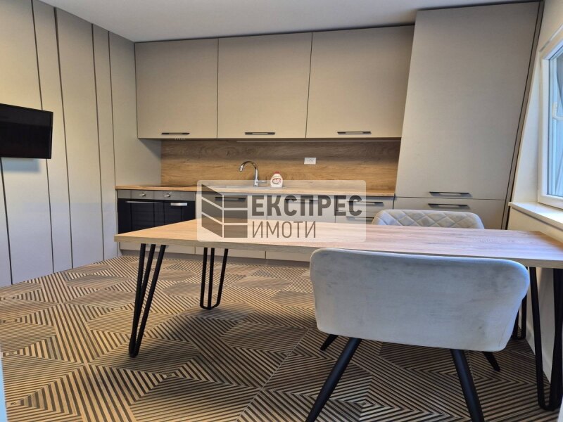 New, Furnished 2 bedroom apartment