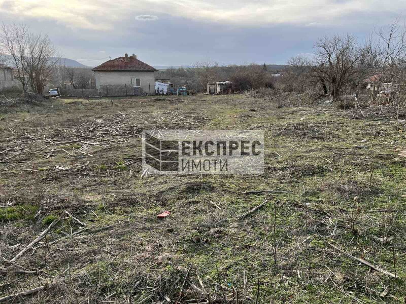  Парцел