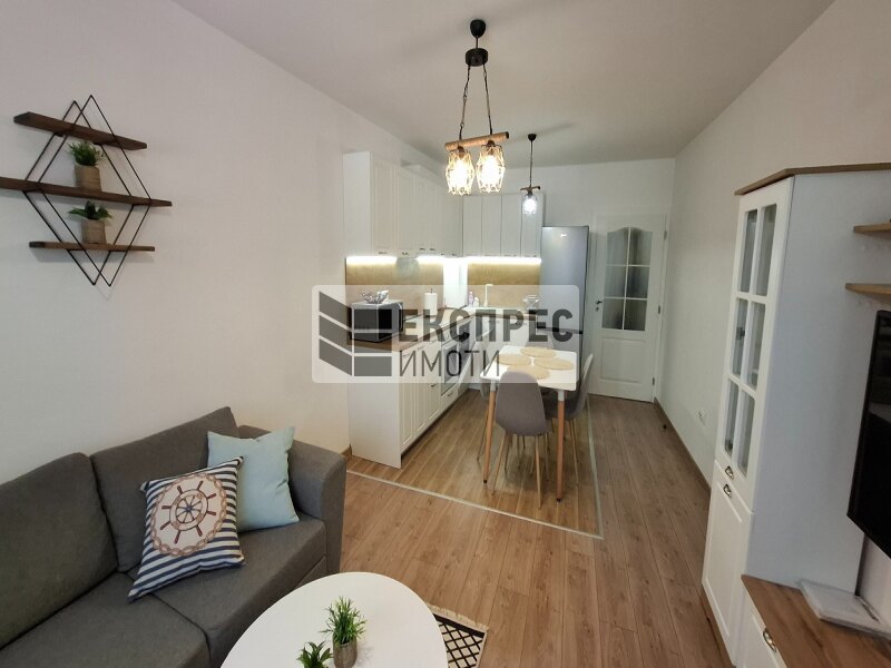 Furnished 1 bedroom apartment