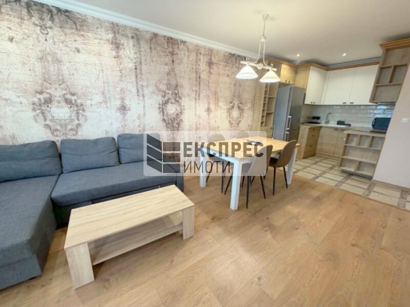  1 Schlafzimmer Wohnung