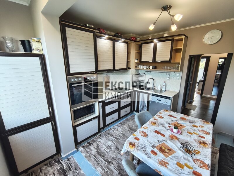 FURNISHED 2 bedroom apartment