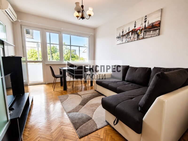  1 Schlafzimmer Wohnung