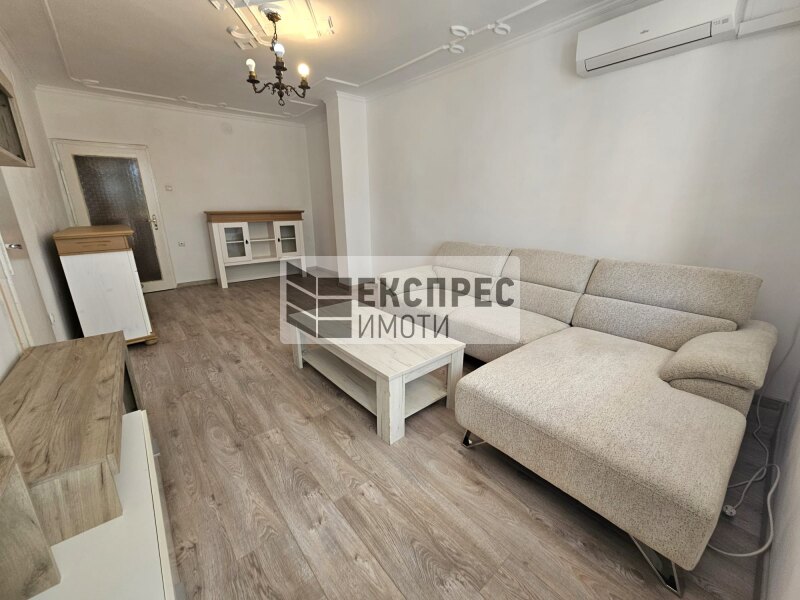 Furnished 2 bedroom apartment