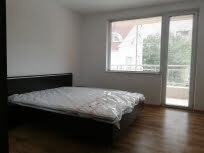  2 Schlafzimmer Wohnung, Regional hospital