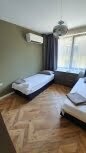 Нов, Луксозно, Обзаведен Тристаен апартамент, Център