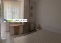 Обзаведен Тристаен апартамент, Лагера