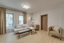 Newly furnished, luxurious 1 bedroom apartment, Centre