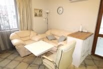 New, Furnished 2 Schlafzimmer Wohnung, Center