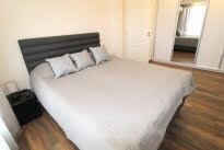 New, Furnished 2 Schlafzimmer Wohnung, Center