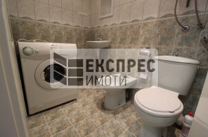 Обзаведен Тристаен апартамент, Окръжна болница