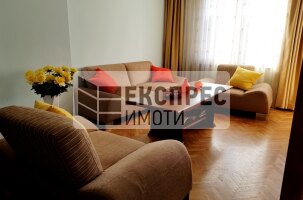 Furnished 3 bedroom apartment, Center