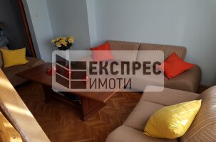 Furnished 3 bedroom apartment, Center