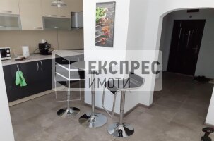 Furnished 2 bedroom apartment, Center