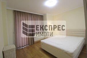Нов, Луксозно, Обзаведен Двустаен апартамент, Център
