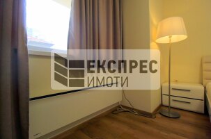 Нов, Луксозно, Обзаведен Двустаен апартамент, Център