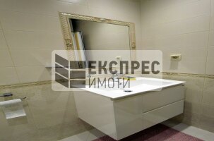 Нов, Луксозно, Обзаведен Двустаен апартамент, Център