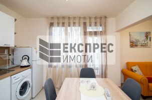 Furnished 2 bedroom apartment, Center