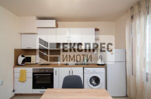 Furnished 2 bedroom apartment, Center