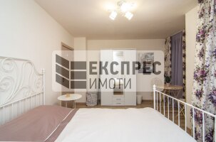 Furnished 2 bedroom apartment, Center