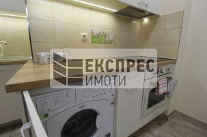 Neu, Luxus, möbliert 1 Schlafzimmer Wohnung, Regional hospital