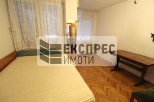 Обзаведен Тристаен апартамент, Окръжна болница