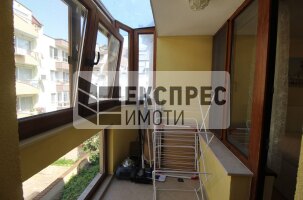 Луксозно, Обзаведен Тристаен апартамент, Окръжна болница