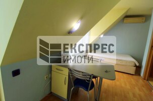 Обзаведен Едностаен апартамент, Генералите