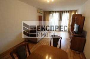 Обзавeден Двустаен апартамент, Окръжна болница