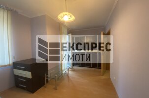 Furnished 2 Schlafzimmer Wohnung, Lyatno kino Trakia