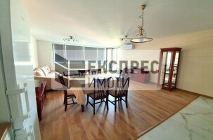 Furnished 2 bedroom apartment, Center