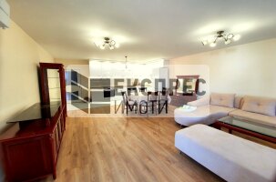 Furnished 2 bedroom apartment, Center