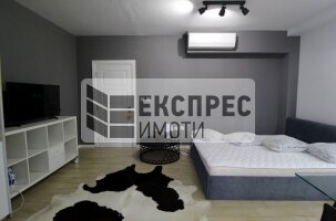 Нов, Обзаведен Едностаен апартамент, Окръжна болница