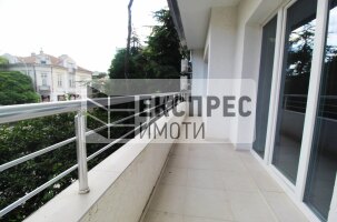 Furnished, 2 bedroom apartment, Center