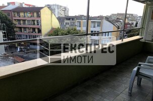 Обзаведен, Двустаен апартамент, Лятно кино Тракия