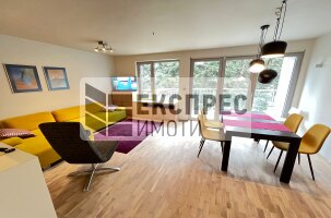 Обзаведен, Тристаен апартамент, Окръжна болница